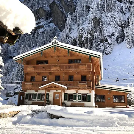 Alpenhaus Lacknerbrunn Сasa de vacaciones Mayrhofen