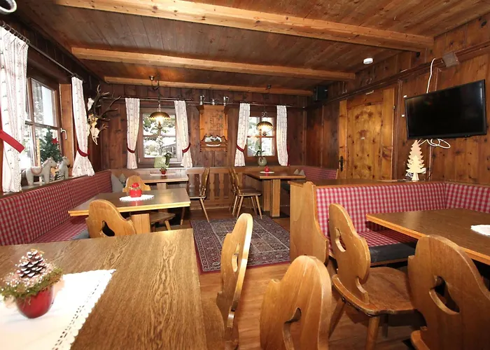 Alpenhaus Lacknerbrunn Mayrhofen