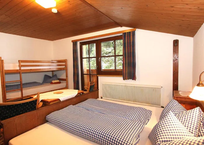 Alpenhaus Lacknerbrunn *